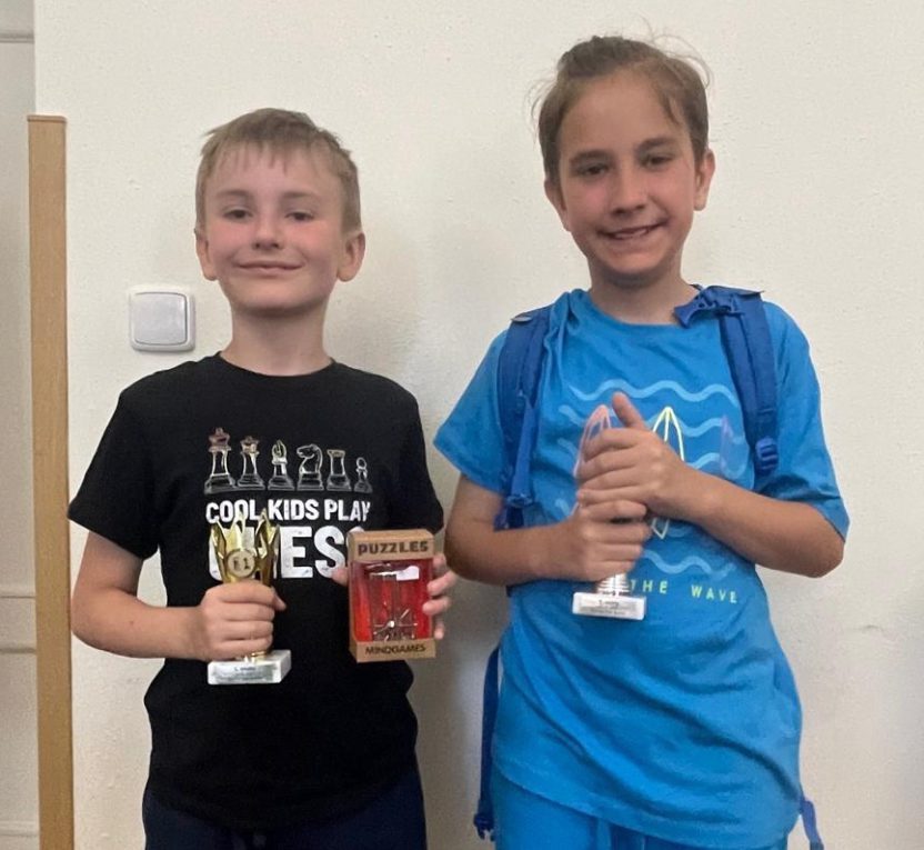 Zlatý a stříbrný pohár z Jevíčka